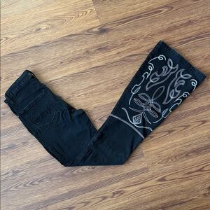 Idyllwind Black Bootcut Jeans with White Embroidered Leg